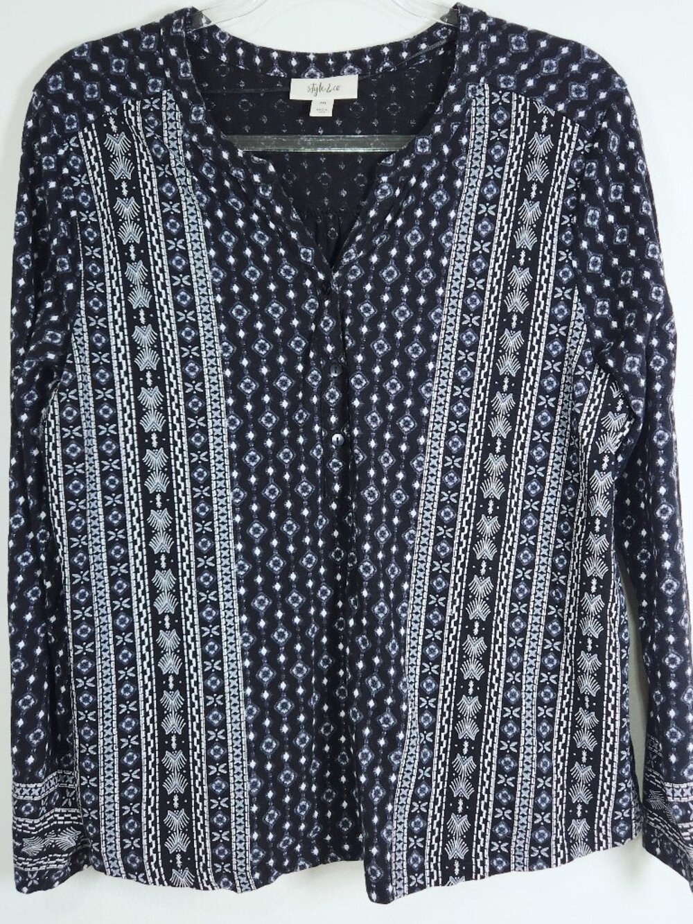 Style & Co Womens Top Size Petite XL Black White Print V Neck Henley Cotton